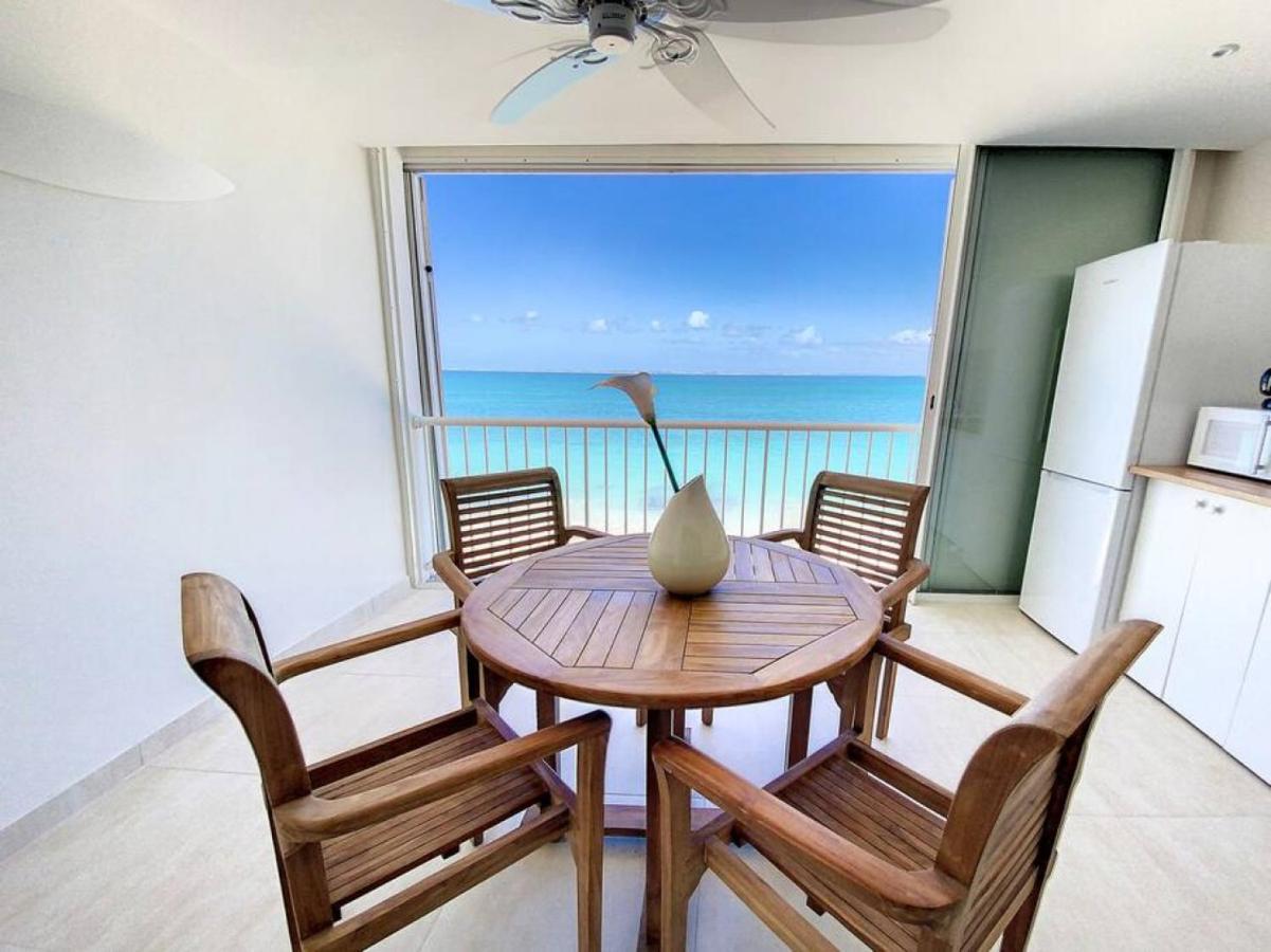Pavillon Beach 9, Feet In The Water In Grand Case Kültér fotó